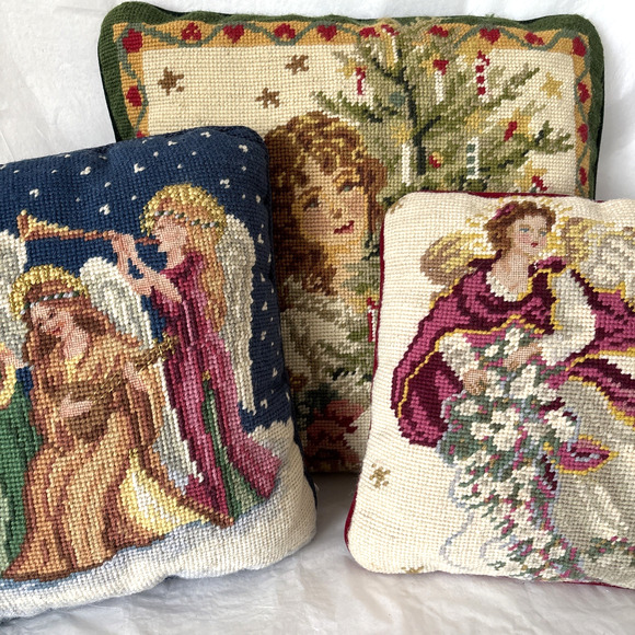 Lot Of 3 Christmas Vintage Wool Needlepoint Pillows Velvet Back Zipper Angels - Picture 1 of 12